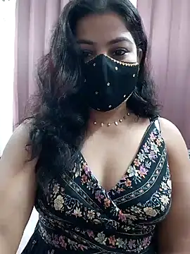 Snapshot of Aavya_007 chatting on 3, 10, 2025 Aavya 007 online show from 3, 10, 2025