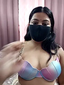 Snapshot of Aavya_007 chatting on 19, 4, 2026 Aavya 007 online show from 19, 4, 2026