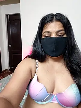 Snapshot of Aavya_007 chatting on 29, 4, 2026 Aavya 007 online show from 29, 4, 2026