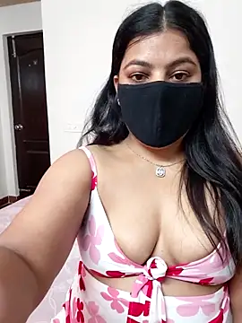 Snapshot of Aavya_007 chatting on 6, 5, 2026 Aavya 007 online show from 6, 5, 2026