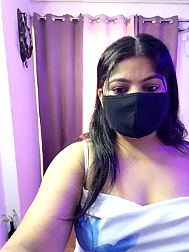 Snapshot of Aavya_007 chatting on 7, 5, 2026 Aavya 007 online show from 7, 5, 2026