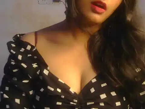Snapshot of POOJA_199 chatting on 20, 7, 2026 POOJA 199 online show from 20, 7, 2026