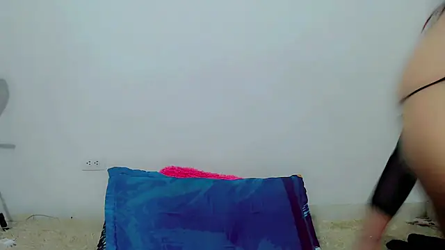 samanthaa hot  online show from 24, 2, 2026