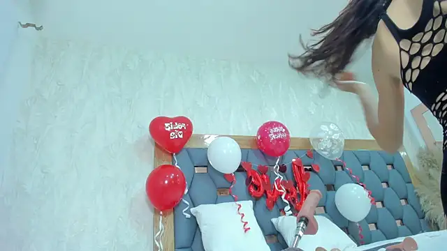 Snapshot of crystal_sm chatting on 15, 2, 2026 crystal sm online show from 15, 2, 2026