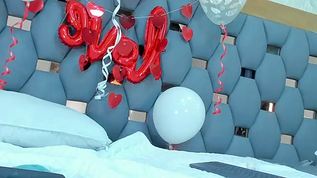 Snapshot of crystal_sm chatting on 15, 2, 2026 crystal sm online show from 15, 2, 2026