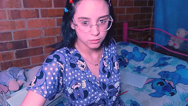 danaiisabella online show from 31, 10, 2025