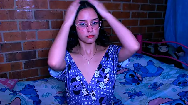 danaiisabella online show from 9, 11, 2025