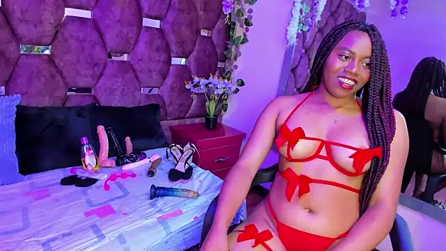 Snapshot of Thiana_Taylor chatting on 15, 9, 2025 Thiana Taylor online show from 15, 9, 2025