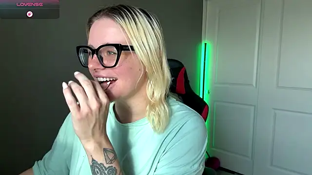 Charlies world online show from 26, 9, 2025