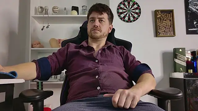 Snapshot of aaron_nvk chatting on 8, 2, 2026 aaron nvk online show from 8, 2, 2026