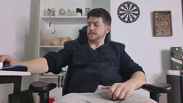 Snapshot of aaron_nvk chatting on 22, 2, 2026 aaron nvk online show from 22, 2, 2026