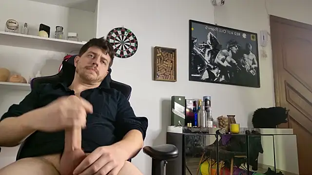 Snapshot of aaron_nvk chatting on 1, 3, 2026 aaron nvk online show from 1, 3, 2026