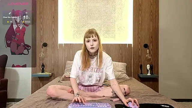 MilkMeSoftly online show from 6, 11, 2025