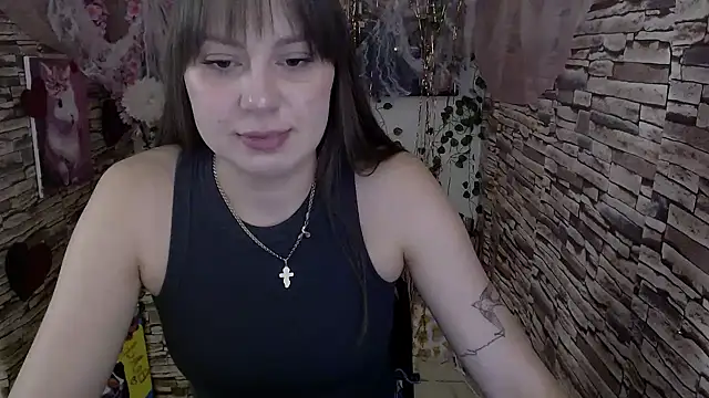 Amanda Bright  online show from 28, 10, 2025