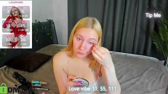 Anna Chelsea online show from 24, 10, 2025