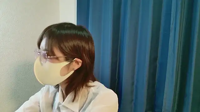 Snapshot of yuka12301230 chatting on 19, 10, 2025 yuka12301230 online show from 19, 10, 2025