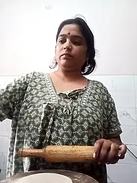 Trisha 71 online show from 30, 10, 2025