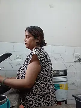 Snapshot of Trisha_71 chatting on 14, 7, 2026 Trisha 71 online show from 14, 7, 2026