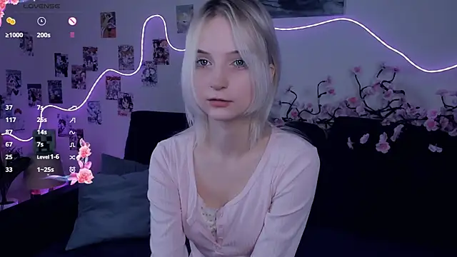 Megan--chan online show from 13, 1, 2026