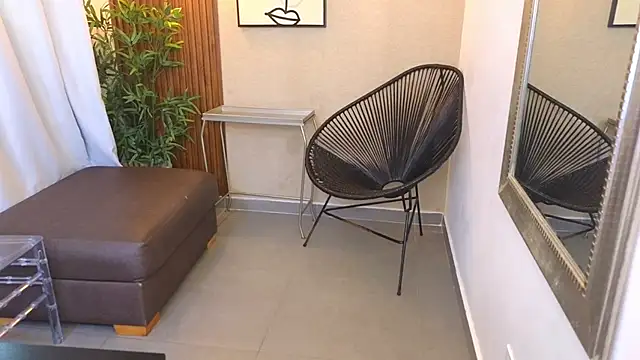 Lia Mar  online show from 25, 10, 2025