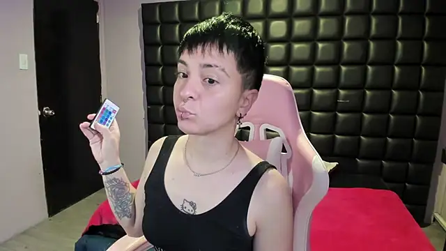  Hannah Hot online show from 17, 11, 2025