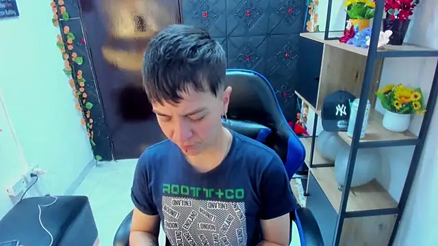  Hannah Hot online show from 9, 4, 2026