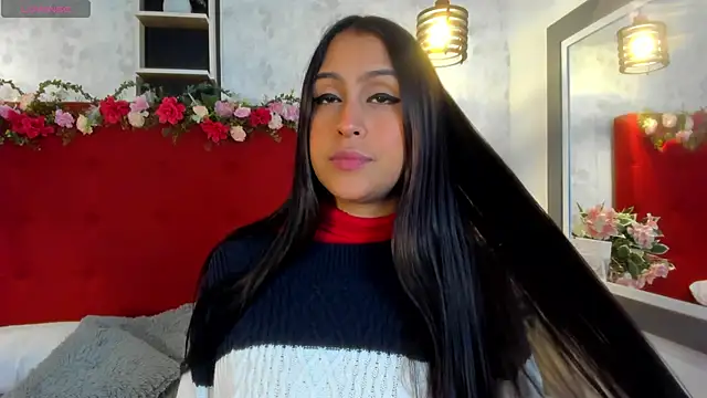 SarahEscobarr online show from 18, 10, 2025