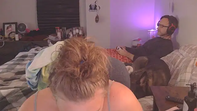 Snapshot of Sexyblonde12344 chatting on 22, 10, 2025 Sexyblonde12344 online show from 22, 10, 2025