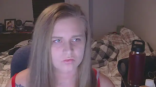 Snapshot of Sexyblonde12344 chatting on 28, 11, 2025 Sexyblonde12344 online show from 28, 11, 2025