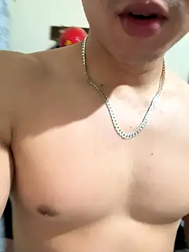 Snapshot of Xboyy007X chatting on 6, 11, 2025 Xboyy007X online show from 6, 11, 2025