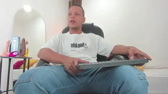 Ricky Owens1 online show from 17, 9, 2025