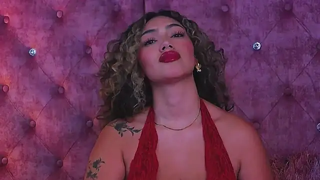 MaddisonBelucci online show from 24, 10, 2025