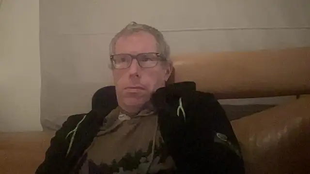 choupipat1 online show from 19, 11, 2025