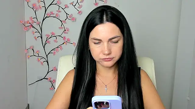 Snapshot of Lune_Moon chatting on 7, 7, 2026 Lune Moon online show from 7, 7, 2026