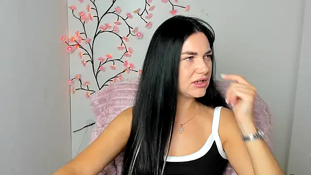 Snapshot of Lune_Moon chatting on 14, 7, 2026 Lune Moon online show from 14, 7, 2026