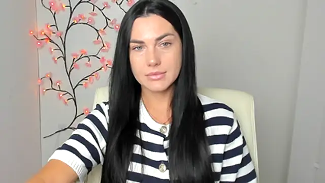 Snapshot of Lune_Moon chatting on 29, 7, 2026 Lune Moon online show from 29, 7, 2026