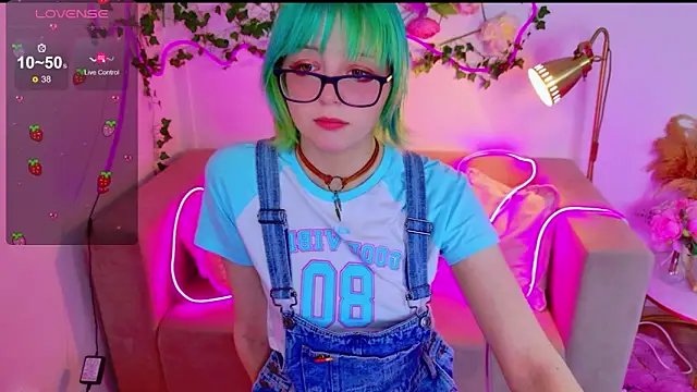 CoralineYoung online show from 1, 4, 2026