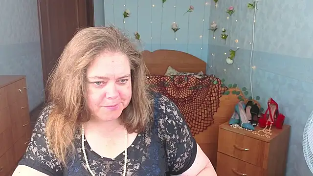 Audrey Aura online show from 9, 9, 2025