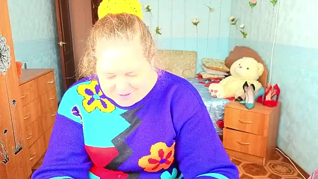 Audrey Aura online show from 12, 10, 2025