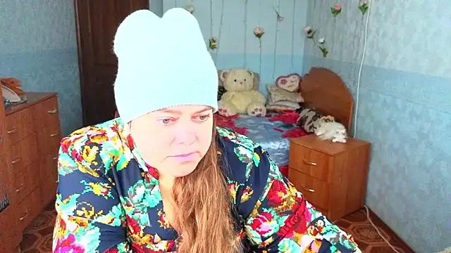 Audrey Aura online show from 4, 11, 2025