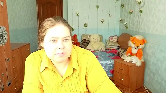 Audrey Aura online show from 9, 11, 2025