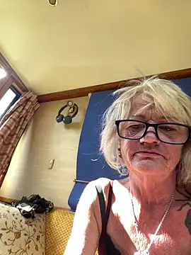 ladyboatlady online show from 23, 9, 2025