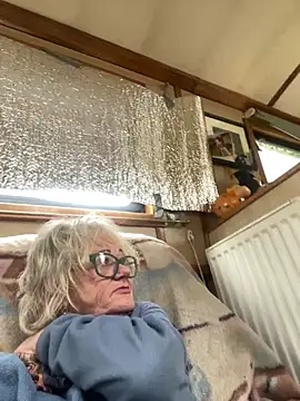 ladyboatlady online show from 27, 2, 2026