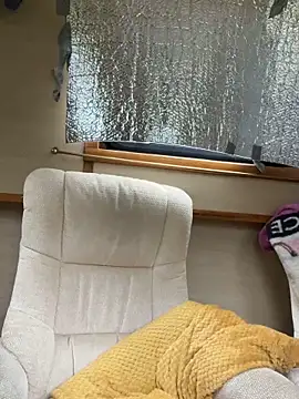 ladyboatlady online show from 1, 4, 2026