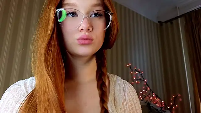 Snapshot of Juuulia_ chatting on 27, 6, 2026 Juuulia online show from 27, 6, 2026
