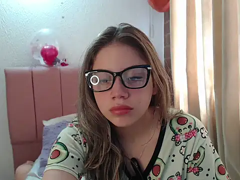 Alaina Blessed online show from 12, 11, 2025