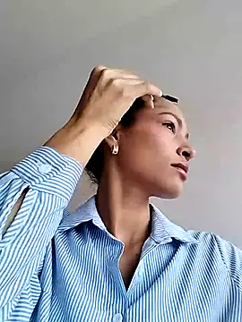 Snapshot of SofiaDelicia chatting on 17, 9, 2025 SofiaDelicia online show from 17, 9, 2025