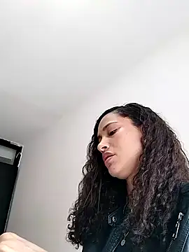 Snapshot of SofiaDelicia chatting on 21, 9, 2025 SofiaDelicia online show from 21, 9, 2025