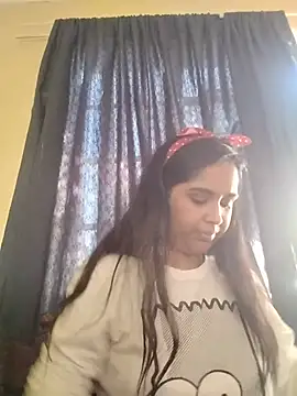cute indianxo online show from 8, 6, 2026