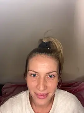 StellaWeb online show from 11, 11, 2025